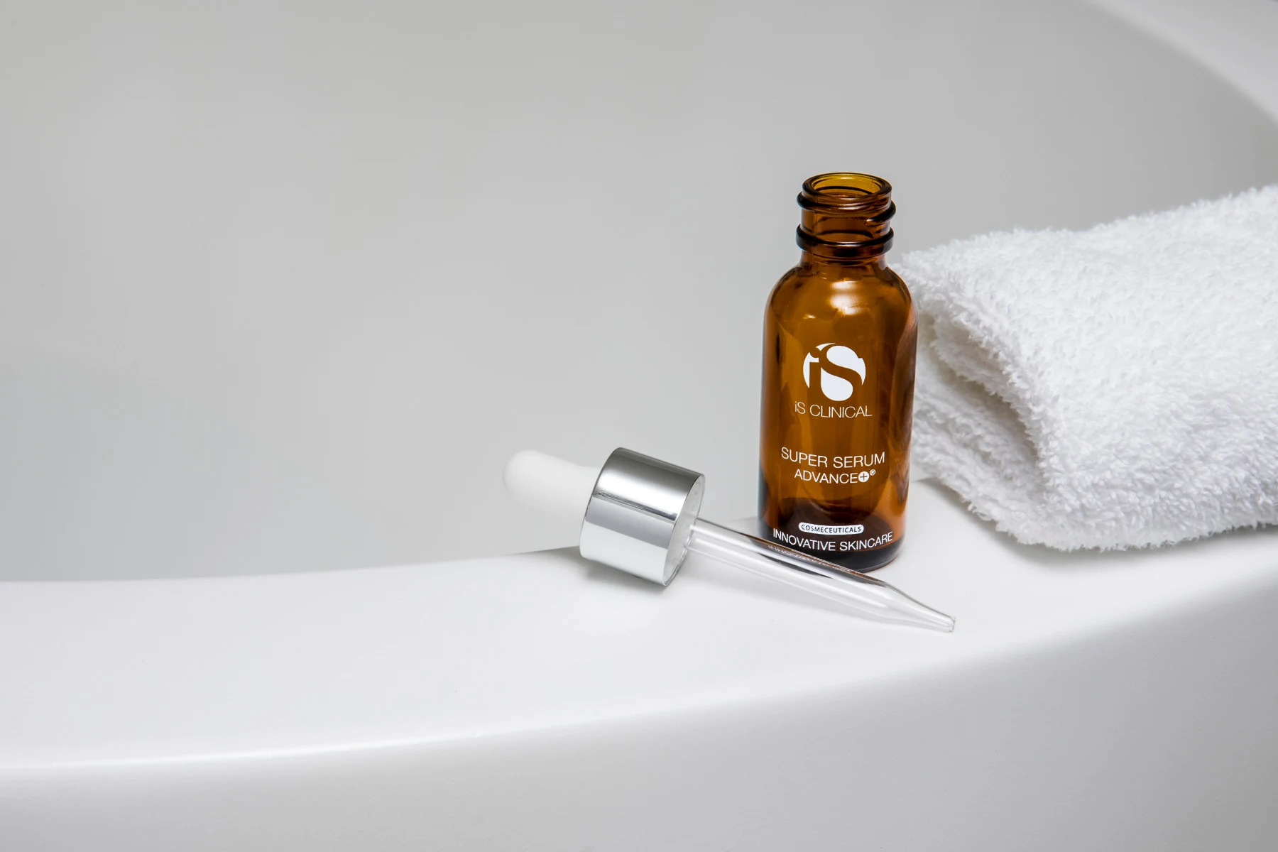 Nejlepší produkty: Nedávná ocenění - Super Serum Advance+